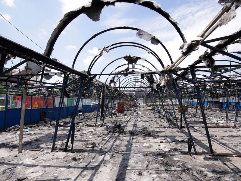 POZA ZILEI Cea ramas dupa incendiul din Piata Crangasi